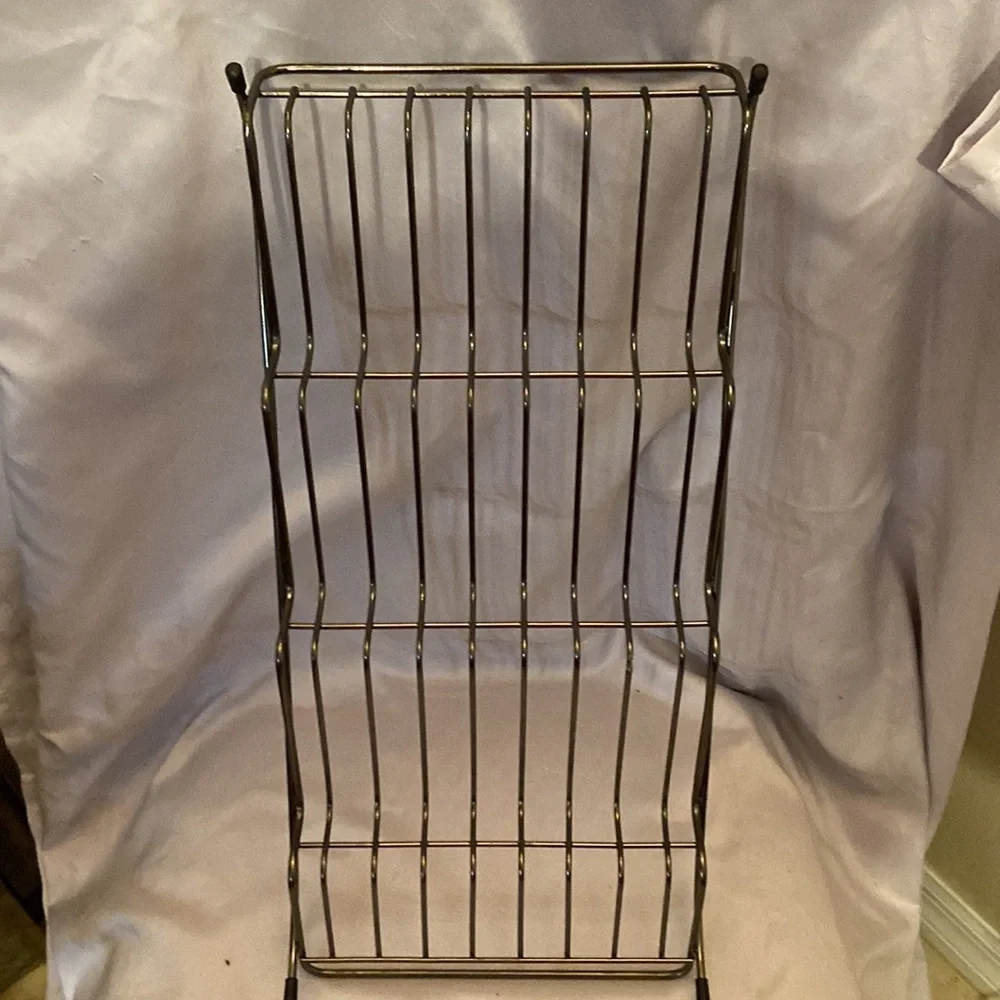 Spice rack for your draw that hold 16 bottles
